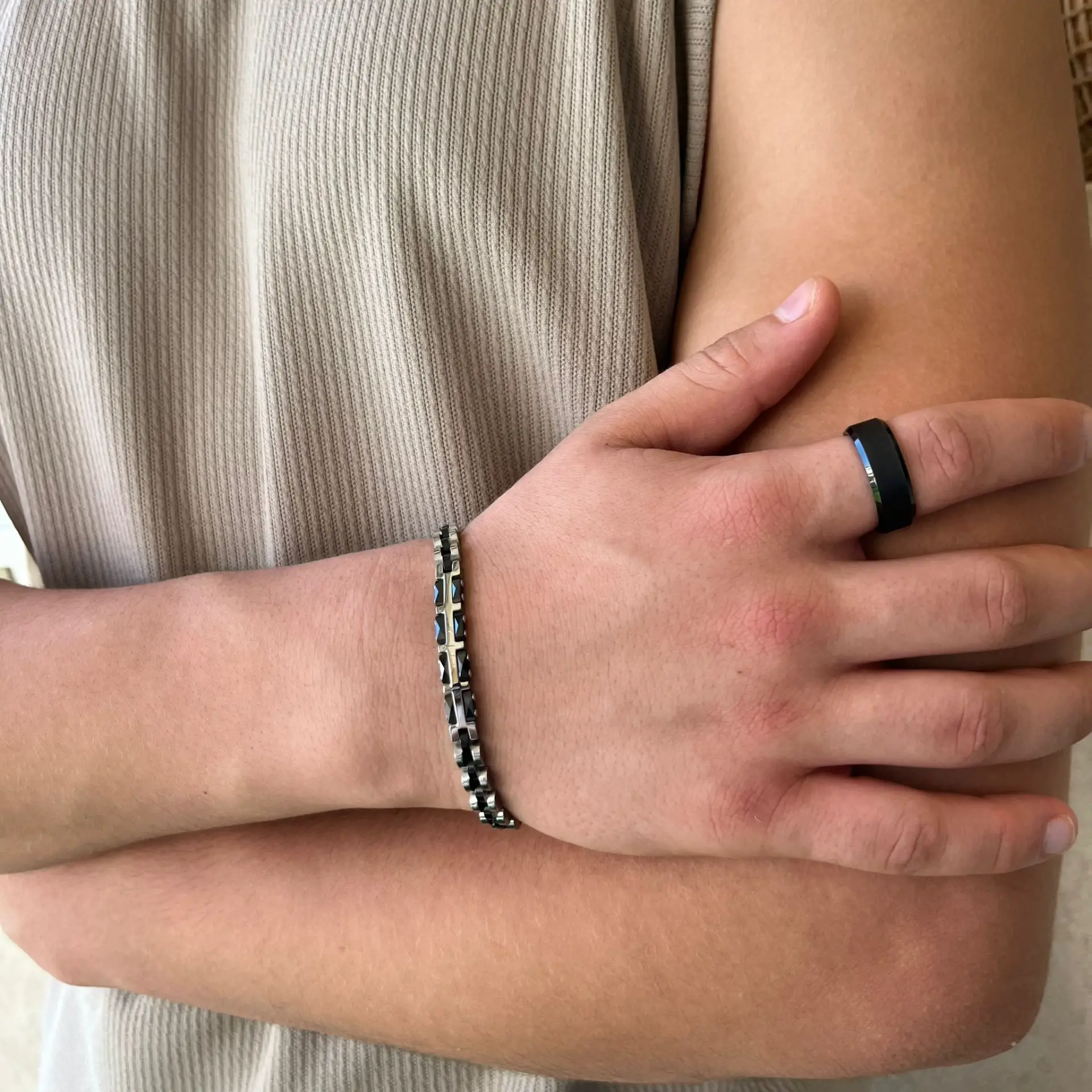 man-bracelet-jetem-2-13.webp man-bracelet-jetem-2-13.webp