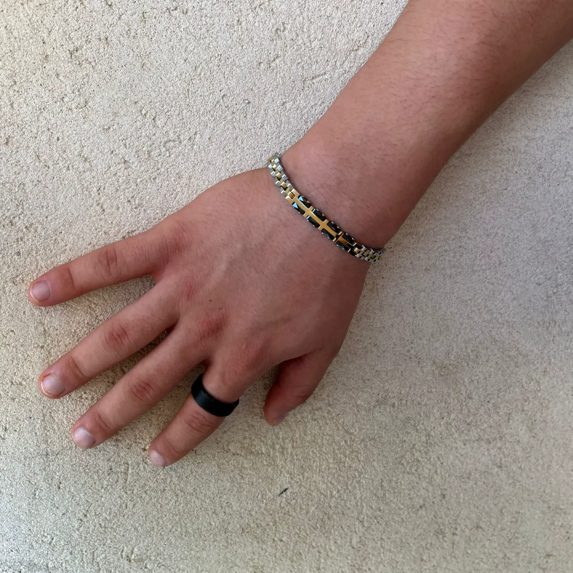 man-bracelet-jetem-2-15.webp man-bracelet-jetem-2-15.webp
