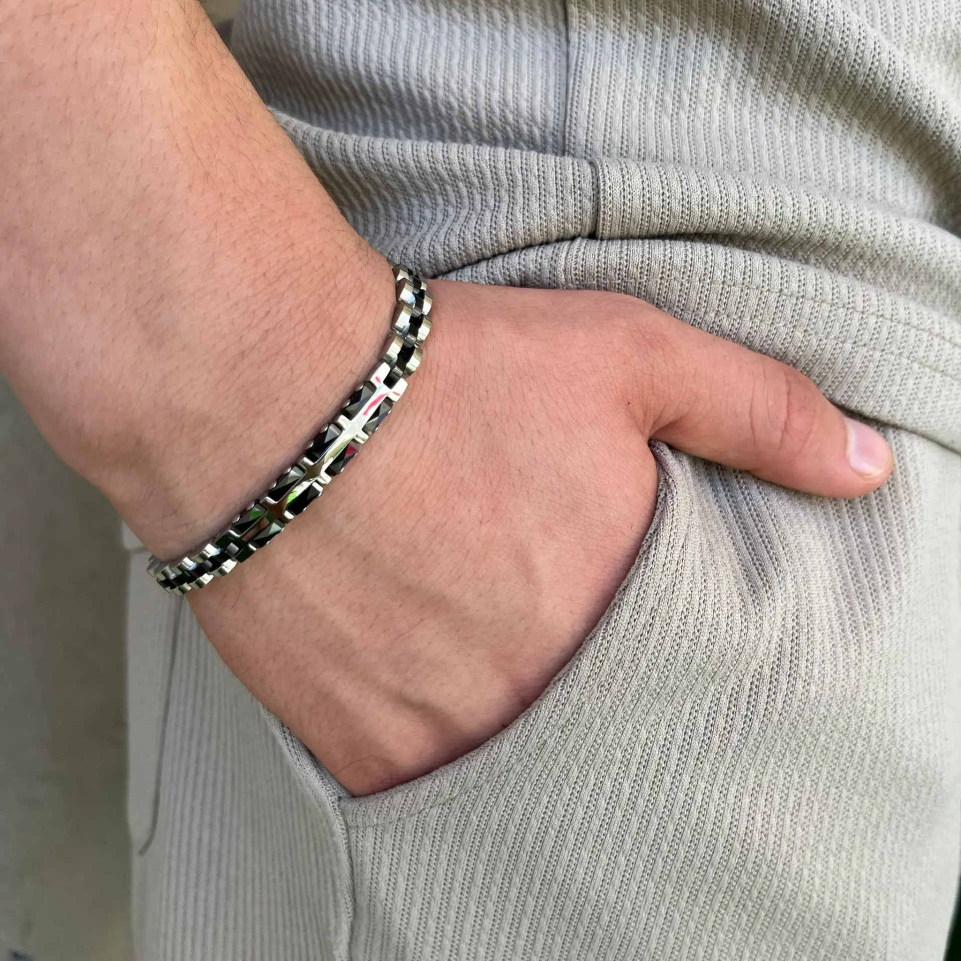 man-bracelet-jetem-3-9.webp man-bracelet-jetem-3-9.webp