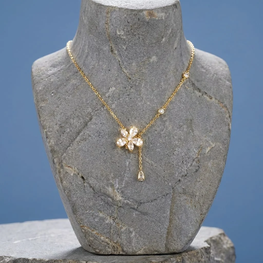 שרשרת פרח מויסונייט - Flower Necklace Moissanite 3 שרשרת פרח מויסונייט - Flower Necklace Moissanite