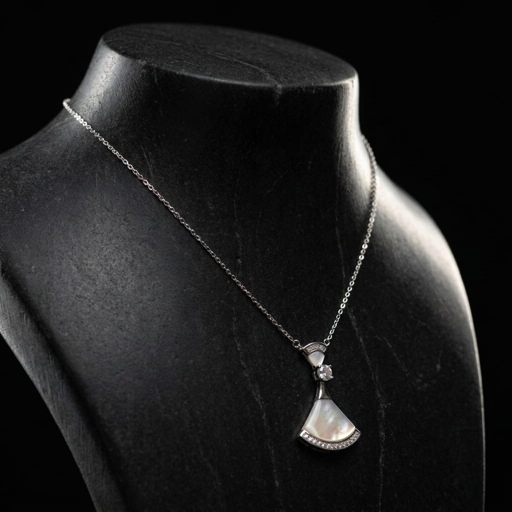 שרשרת כסף 925 עם תליון פנינה בעיצוב יוקרתי – Elegant Pearl Fan Necklace 5